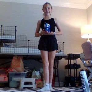 Meet your Posher, Stella